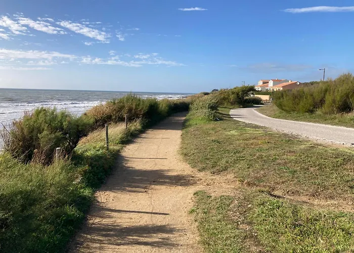 Les Oyats 2 Personnes 50m De La *